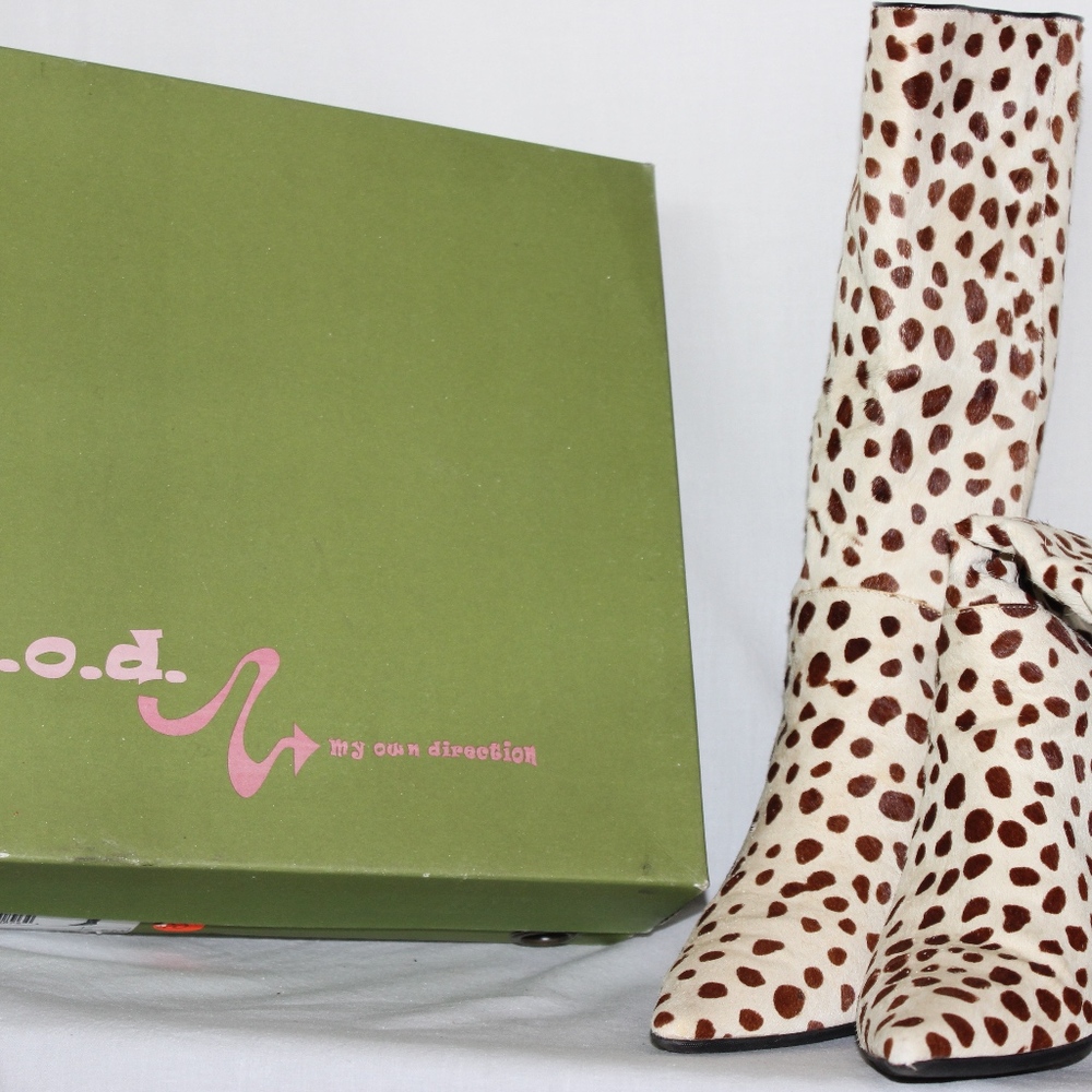 leopard boots